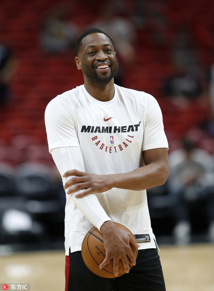 爱游戏首页入口-欧篮联倒计时，迈阿密热火今晚调整名单，细节引发关注，赛场秩序良好，更衣室氛围转暖(迈阿密国际最新比赛消息)