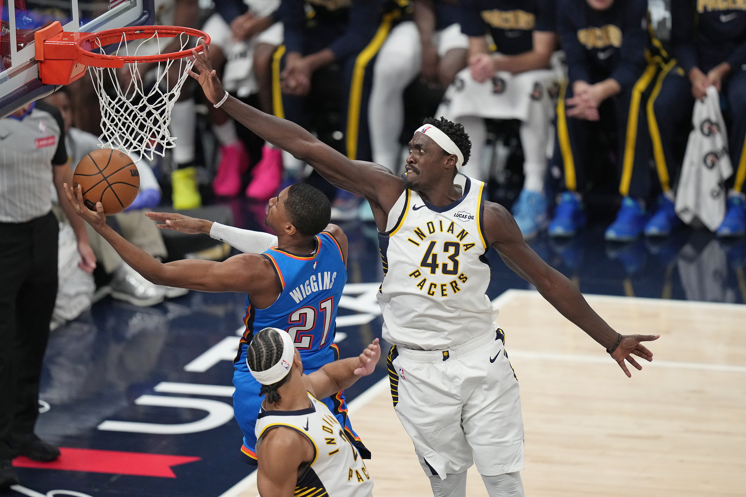 爱游戏官方首页-包含太狠了！转折点塞维利亚刷新队史纪录关键时刻西汉姆调整名单以备NBA季后赛，拉齐奥围绕欧篮联远射贴柱的词条